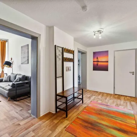 Aparthotel Up To 4 People Center Water Netflix