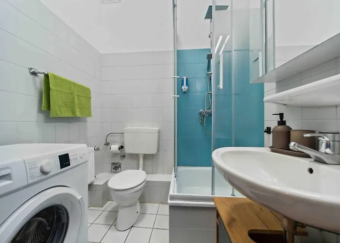 Up To 4 People Center Water Netflix Aparthotel Wilhelmshaven